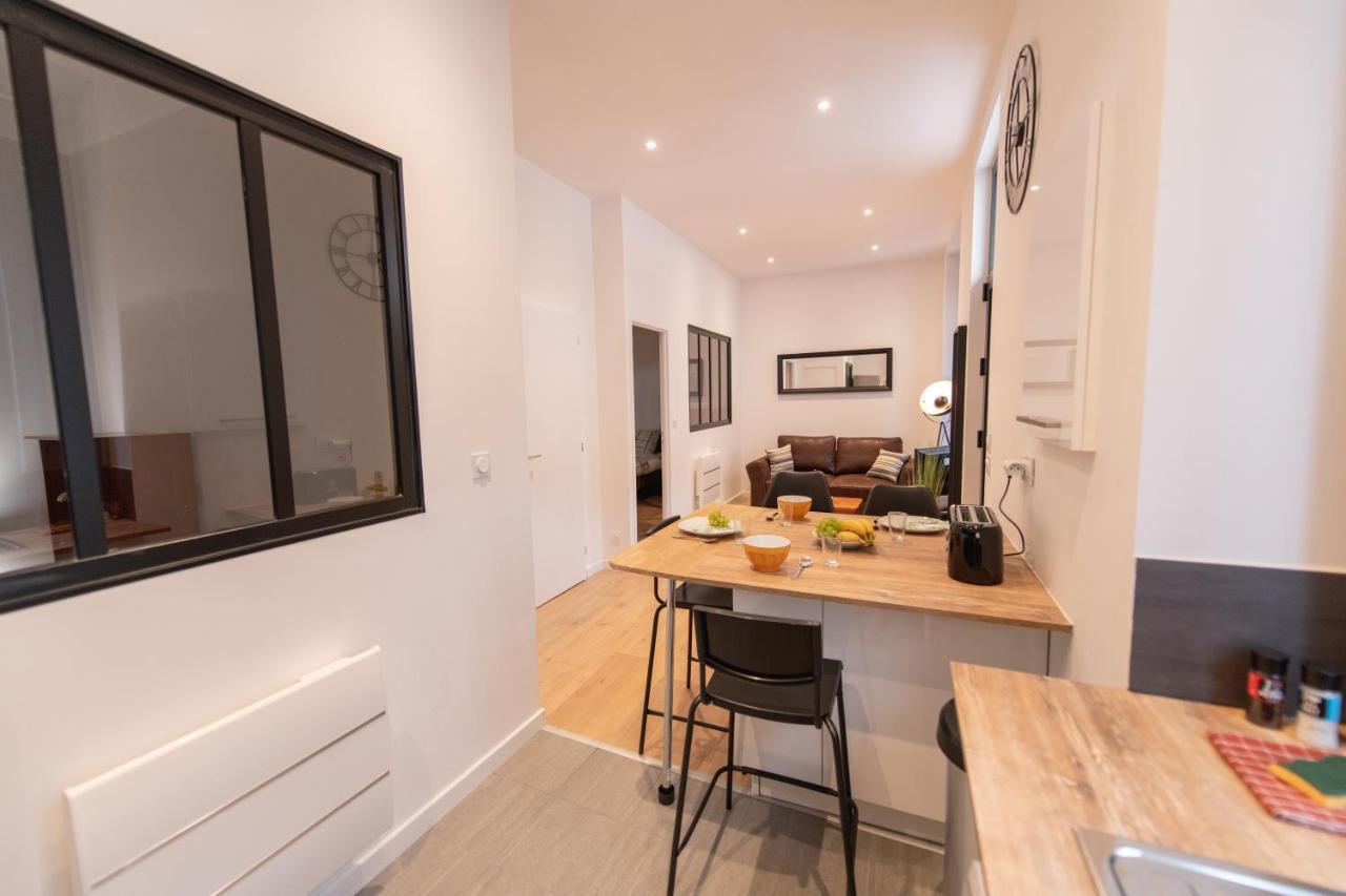 KASA LOFT CENTRE 2 - WIFI et TV - Confortable et stationnement gratuit à proximité Saint-Etienne  Esterno foto