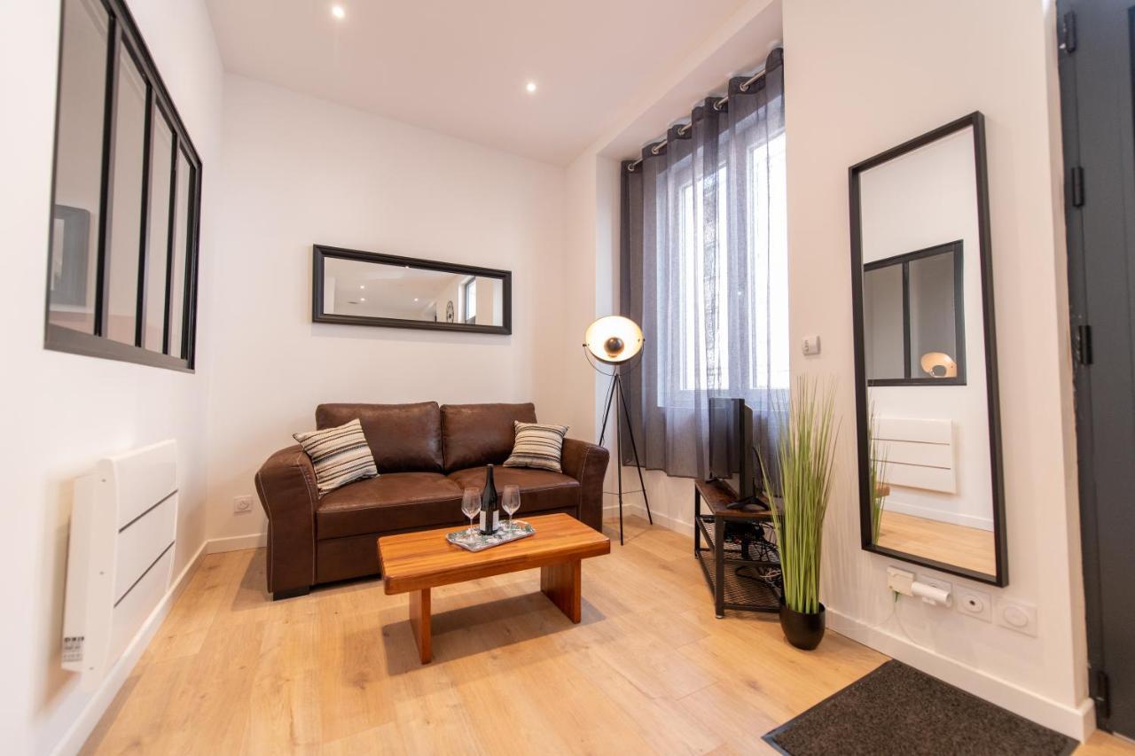 KASA LOFT CENTRE 2 - WIFI et TV - Confortable et stationnement gratuit à proximité Saint-Etienne  Esterno foto